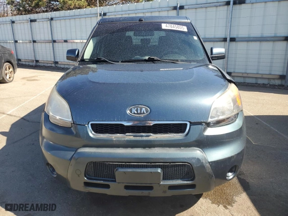 2011 Kia Soul ! with VIN KNDJT2A26B7197368, listed as a Copart auction lot 47845805 with 154,244 mi miles and Salvage Title. Bid and sale history available at carsss.com. Image 5.