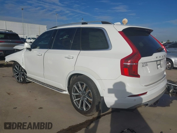 2016 Volvo XC90 T6 Momentum with VIN YV4A22PK5G1091110, listed as a IAAI auction lot 41343705 with 78,655 mi miles. Bid and sale history available at carsss.com. Image 3.