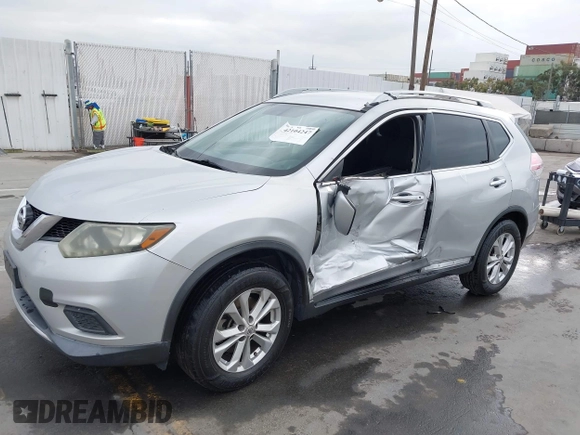 2014 Nissan Rogue SV with VIN 5N1AT2ML9EC860640, listed as a IAAI auction lot 42104247 with 155,929 mi miles and . Bid and sale history available at DreamBid. Image 17.