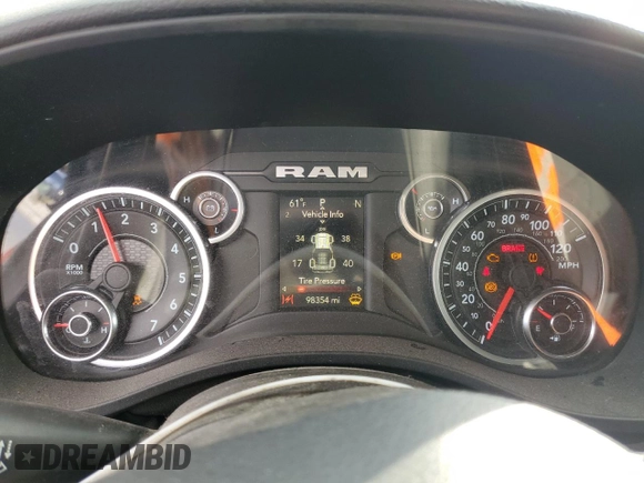 2021 Ram 1500 Big Horn z VIN 1C6RREFG3MN533006, wystawiony jako Copart lot #86377794 z przebiegiem 98 354 mil mil oraz Szkoda całkowita • Salvage title. Historia ofert i sprzedaży dostępna na DreamBid. Obrazek 9.