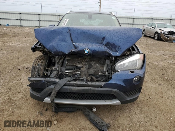 2013 BMW X1 xDrive28i z VIN WBAVL1C52DVR83974, wystawiony jako Copart lot #53567905 z przebiegiem 96 688 mil mil oraz Szkoda całkowita • Salvage title. Historia ofert i sprzedaży dostępna na DreamBid. Obrazek 5.