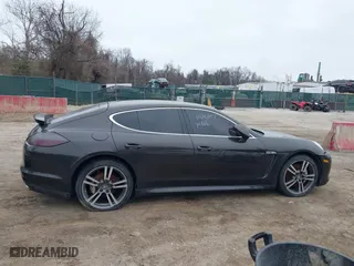2010 Porsche Panamera S with VIN WP0AB2A71AL065137, listed as a IAAI auction lot 41810807 with 159,385 mi miles. Bid and sale history available at carsss.com. Image 13.
