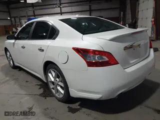 2009 Nissan Maxima 3.5 S with VIN 1N4AA51EX9C840037, listed as a IAAI auction lot 41429538 with 198,521 mi miles. Bid and sale history available at carsss.com. Image 3.
