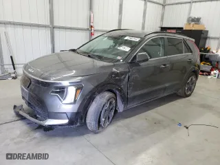 2023 Kia Niro EV Wind with VIN KNDCR3L10P5073424, listed as a Copart auction lot 54215225 with 21,541 mi miles and Clean Title. Bid and sale history available at carsss.com. Image 1.