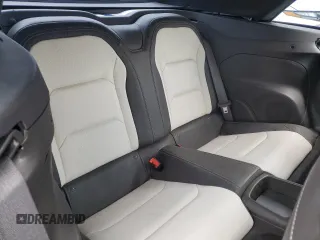 2019 Chevrolet Camaro 2SS z VIN 1G1FH3D70K0108433, wystawiony jako Copart lot #54542274 z przebiegiem 37 726 mil mil oraz Szkoda całkowita • Salvage title. Historia ofert i sprzedaży dostępna na DreamBid. Obrazek 10.