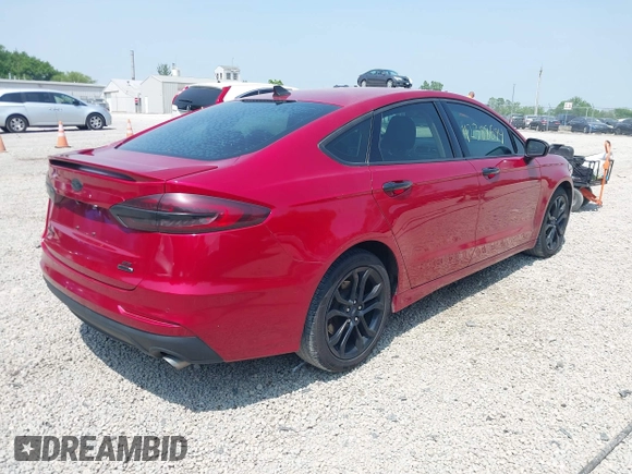 2020 Ford Fusion SE with VIN 3FA6P0HD0LR260647, listed as a IAAI auction lot 42388694 with 56,439 mi miles and . Bid and sale history available at DreamBid. Image 4.