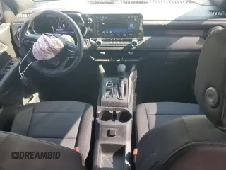 2023 Chevrolet Colorado 4WD Work Truck with VIN 1GCGTBEC9P1197906, listed as a Copart auction lot 45225455 with 45,087 mi miles and Salvage title. Bid and sale history available at DreamBid. Image 8.