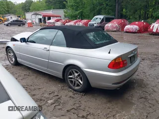 2004 BMW 3 Series 325Ci z VIN WBABW33454PL31304, wystawiony jako IAAI lot #42330013 z przebiegiem 147 711 mil mil oraz . Historia ofert i sprzedaży dostępna na DreamBid. Obrazek 3.