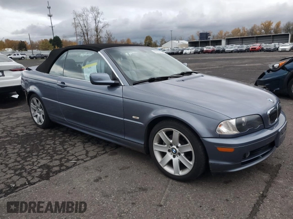 2003 BMW 3 Series 325Ci with VIN WBABS33463PG88875, listed as a Copart auction lot 80553934 with 202,964 mi miles and Salvage Title. Bid and sale history available at carsss.com. Image 4.