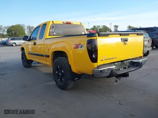 2004 Chevrolet Colorado LS Z85 with VIN 1GCDT196148160045, listed as a IAAI auction lot 41817439 with 178,906 mi miles. Bid and sale history available at carsss.com. Image 3.