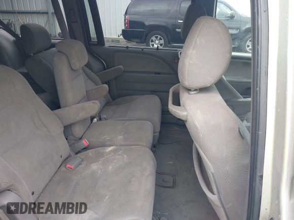 2008 Honda Odyssey EX with VIN 5FNRL38418B101360, listed as a IAAI auction lot 41862629 with 235,653 mi miles. Bid and sale history available at carsss.com. Image 8.