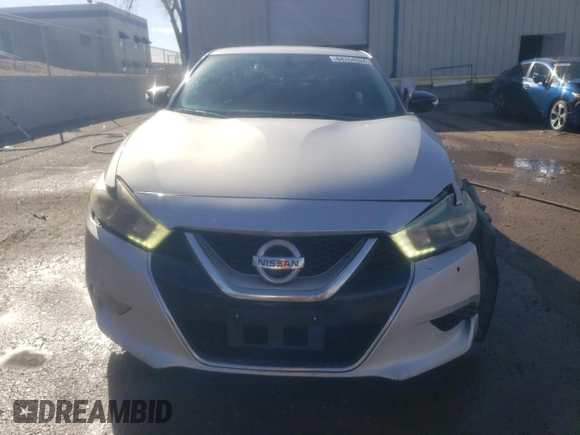 2017 Nissan Maxima SL z VIN 1N4AA6AP0HC448268, wystawiony jako Copart lot #84264924 z przebiegiem 164 350 mil mil oraz Szkoda całkowita • Salvage title. Historia ofert i sprzedaży dostępna na DreamBid. Obrazek 5.