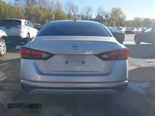 2022 Nissan Altima 2.5 SV with VIN 1N4BL4DV9NN380713, listed as a IAAI auction lot 40727975 with 47,896 mi miles. Bid and sale history available at carsss.com. Image 16.