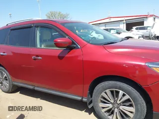 2017 Nissan Pathfinder SL with VIN 5N1DR2MM2HC639034, listed as a IAAI auction lot 42099685 with 90,935 mi miles. Bid and sale history available at carsss.com. Image 13.