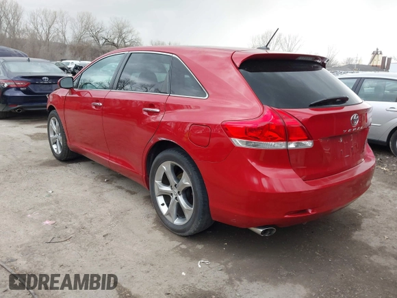 2010 Toyota Venza with VIN 4T3ZK3BB4AU023277, listed as a IAAI auction lot 41790216 with 300,438 mi miles. Bid and sale history available at carsss.com. Image 3.