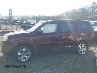 2013 Honda Pilot EX-L with VIN 5FNYF4H76DB026426, listed as a IAAI auction lot 41917433 with Not Provided miles and . Bid and sale history available at carsss.com. Image 6.