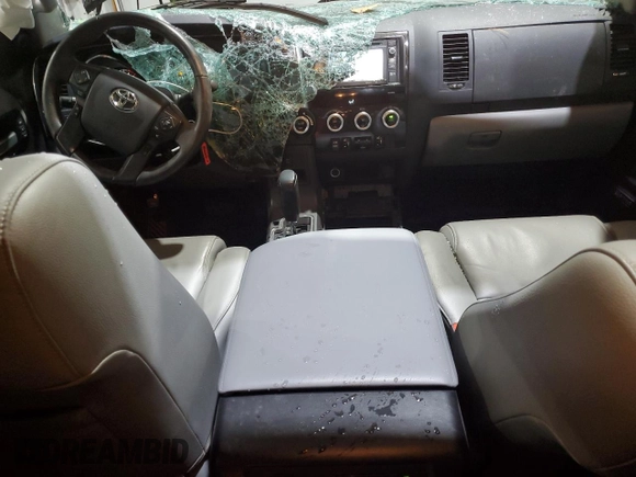 2019 Toyota Sequoia Limited with VIN 5TDJY5G18KS172799, listed as a Copart auction lot 85010134 with 29,122 mi miles and Salvage Title. Bid and sale history available at carsss.com. Image 8.