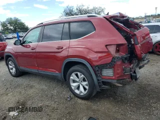 2018 Volkswagen Atlas SE with VIN 1V2CR2CAXJC581959, listed as a Copart auction lot 56651595 with 82,241 mi miles and Salvage title. Bid and sale history available at DreamBid. Image 2.