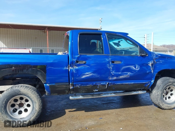 2007 Dodge 1500 SLT with VIN 1D7HU18N47J541768, listed as a IAAI auction lot 41865815 with 141,156 mi miles. Bid and sale history available at carsss.com. Image 6.