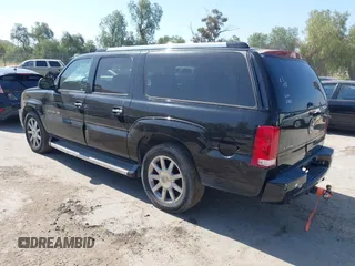2005 Cadillac Escalade ESV z VIN 3GYFK66N15G172769, wystawiony jako IAAI lot #39249998 z przebiegiem 228 569 mil mil oraz . Historia ofert i sprzedaży dostępna na DreamBid. Obrazek 3.