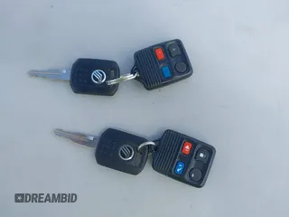 2002 Mercury Sable GS z VIN 1MEFM50U12G605510, wystawiony jako IAAI lot #42315217 z przebiegiem 202 570 mil mil oraz . Historia ofert i sprzedaży dostępna na DreamBid. Obrazek 11.