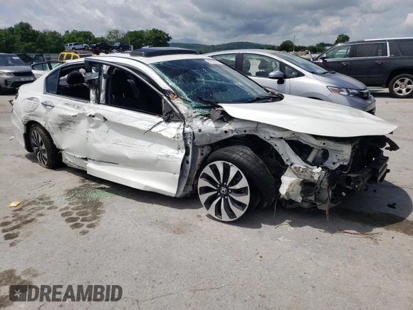 2017 Honda Accord Touring with VIN JHMCR6F7XHC018105, listed as a Copart auction lot 58632345 with 116,930 mi miles and Salvage title. Bid and sale history available at DreamBid. Image 4.
