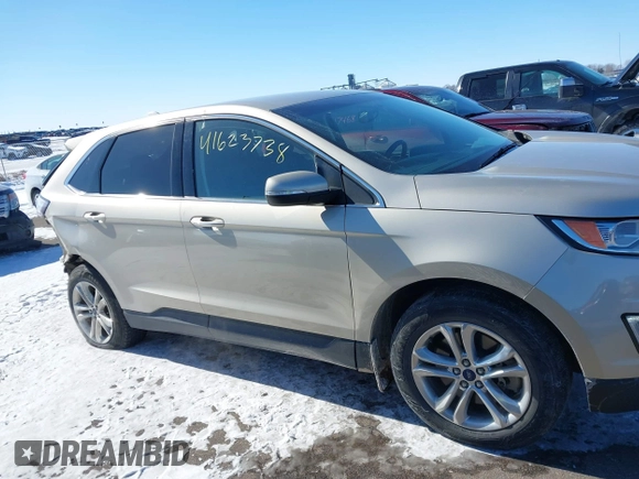 2017 Ford Edge Titanium z VIN 2FMPK4K99HBB27640, wystawiony jako IAAI lot #41623738 z przebiegiem 98 000 mil mil oraz . Historia ofert i sprzedaży dostępna na DreamBid. Obrazek 13.