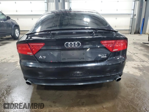 2014 Audi A7 Premium Plus z VIN WAUWGAFC2EN082639, wystawiony jako Copart lot #50797845 z przebiegiem 181 685 mil mil oraz Szkody całkowita. Historia ofert i sprzedaży dostępna na DreamBid. Obrazek 6.