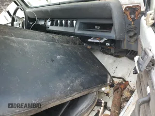 1993 Jeep Wrangler z VIN 1J4FY29SXPP206084, wystawiony jako Copart lot #59419925 z przebiegiem 154 021 mil mil oraz Czysty tytuł • Clean title. Historia ofert i sprzedaży dostępna na DreamBid. Obrazek 8.