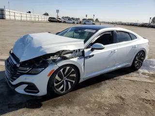 2021 Volkswagen Arteon SEL R-Line z VIN WVWSR7AN6ME007223, wystawiony jako Copart lot #76910584 z przebiegiem 32 508 mil mil oraz Szkoda całkowita • Salvage title. Historia ofert i sprzedaży dostępna na DreamBid. Obrazek 1.
