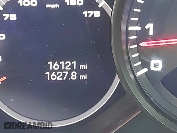 2023 Porsche Cayenne z VIN WP1AA2AY1PDA01984, wystawiony jako IAAI lot #41946680 z przebiegiem 16 121 mil mil oraz . Historia ofert i sprzedaży dostępna na DreamBid. Obrazek 16.