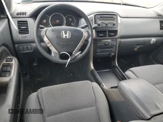2008 Honda Pilot SE z VIN 5FNYF28378B005821, wystawiony jako Copart lot #49453655 z przebiegiem 200 804 mil mil oraz Szkoda całkowita • Salvage title. Historia ofert i sprzedaży dostępna na DreamBid. Obrazek 8.