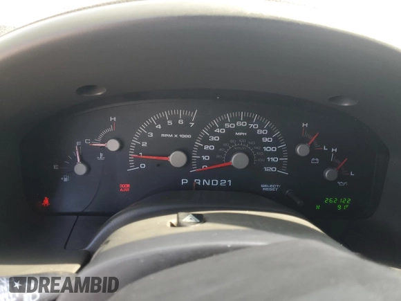 2004 Ford Expedition Special Service z VIN 1FMRU15W94LB82330, wystawiony jako Copart lot #57448795 z przebiegiem 262 122 mil mil oraz Nie do naprawy • Non repairable. Historia ofert i sprzedaży dostępna na DreamBid. Obrazek 9.