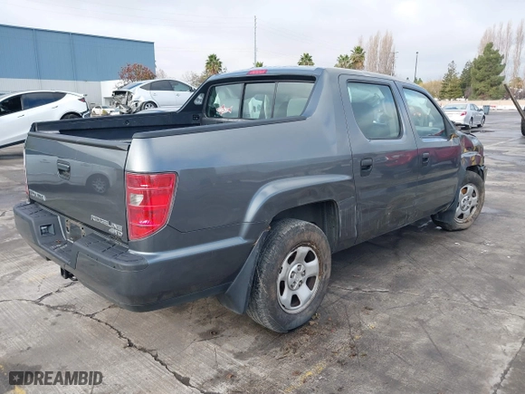 2011 Honda Ridgeline RT with VIN 5FPYK1F27BB453796, listed as a IAAI auction lot 41126251 with 122,746 mi miles. Bid and sale history available at carsss.com. Image 4.