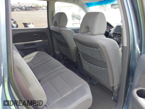 2007 Honda Pilot EX with VIN 5FNYF18447B008645, listed as a IAAI auction lot 42079535 with 233,187 mi miles. Bid and sale history available at carsss.com. Image 8.
