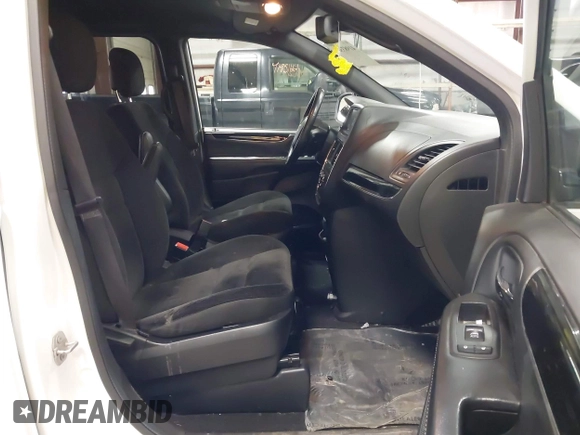 2019 Dodge Grand Caravan SE with VIN 2C4RDGBG8KR503122, listed as a IAAI auction lot 41983380 with 128,692 mi miles and . Bid and sale history available at DreamBid. Image 5.