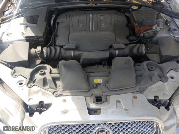 2011 Jaguar XF with VIN SAJWA0FB5BLS00598, listed as a Copart auction lot 53960705 with 1 mi miles and Clean Title. Bid and sale history available at carsss.com. Image 7.