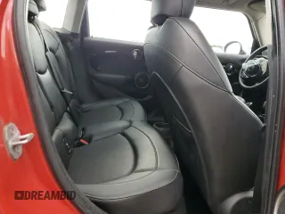 2015 MINI Hardtop 4 Door S z VIN WMWXU3C54F2B57314, wystawiony jako Copart lot #56327705 z przebiegiem 89 986 mil mil oraz Szkody całkowita. Historia ofert i sprzedaży dostępna na DreamBid. Obrazek 10.