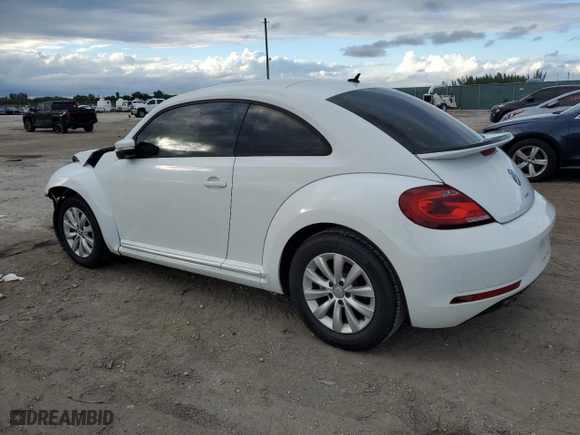 2019 Volkswagen Beetle S with VIN 3VWFD7AT7KM702166, listed as a Copart auction lot 80186684 with 27,998 mi miles and Salvage Title. Bid and sale history available at carsss.com. Image 2.
