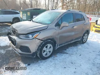 2018 Chevrolet Trax LT with VIN 3GNCJPSB1JL204447, listed as a IAAI auction lot 41412002 with 130,654 mi miles. Bid and sale history available at carsss.com. Image 17.