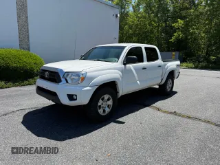2013 Toyota Tacoma with VIN 5TFLU4EN1DX063442, listed as a Copart auction lot 62521295 with 211,682 mi miles and Clean title. Bid and sale history available at DreamBid. Image 2.