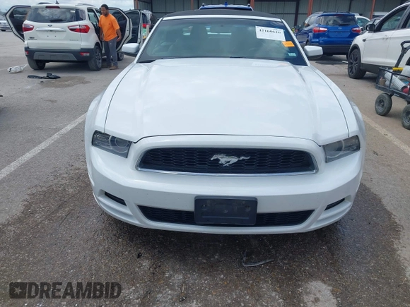2014 Ford Mustang V6 with VIN 1ZVBP8EM2E5220391, listed as a IAAI auction lot 42160616 with 178,080 mi miles and . Bid and sale history available at DreamBid. Image 12.