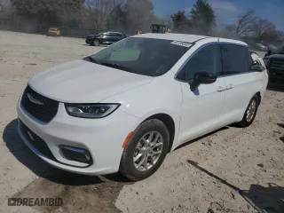 2024 Chrysler Pacifica Touring L with VIN 2C4RC1BG3RR114088, listed as a Copart auction lot 50728045 with 6,696 mi miles and Salvage Title. Bid and sale history available at carsss.com. Image 1.