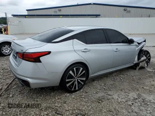 2021 Nissan Altima 2.5 SR with VIN 1N4BL4CV0MN367834, listed as a Copart auction lot 63911204 with 333,333 mi miles and Clean Title. Bid and sale history available at carsss.com. Image 3.