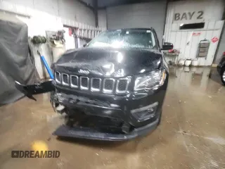 2018 Jeep Compass Latitude z VIN 3C4NJDBB9JT162108, wystawiony jako Copart lot #85360424 z przebiegiem 129 004 mil mil oraz Szkoda całkowita • Salvage title. Historia ofert i sprzedaży dostępna na DreamBid. Obrazek 13.
