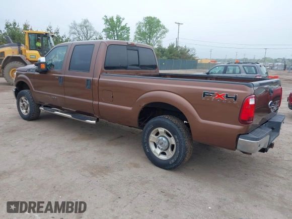 2011 Ford F-250 XL with VIN 1FT7W2B68BEA17368, listed as a IAAI auction lot 42267048 with 132,044 mi miles and . Bid and sale history available at DreamBid. Image 3.
