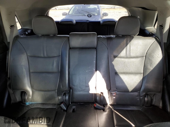2011 Kia Sorento SX z VIN 5XYKW4A29BG156677, wystawiony jako Copart lot #42731225 z przebiegiem 245 581 mil mil oraz Czysty tytuł • Clean title. Historia ofert i sprzedaży dostępna na DreamBid. Obrazek 10.