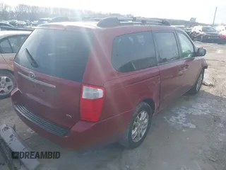 2008 Kia Sedona LX with VIN KNDMB233186264043, listed as a IAAI auction lot 41462661 with 183,763 mi miles. Bid and sale history available at carsss.com. Image 4.