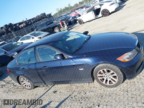 2007 BMW 3 Series 328xi with VIN WBAVC93537K030680, listed as a IAAI auction lot 41891416 with 97,816 mi miles and . Bid and sale history available at DreamBid. Image 13.