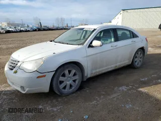 2010 Chrysler Sebring Limited z VIN 1C3CC5FV1AN166119, wystawiony jako Copart lot #42422625 z przebiegiem 231 577 mil mil oraz Tytuł czysty. Historia ofert i sprzedaży dostępna na DreamBid. Obrazek 1.